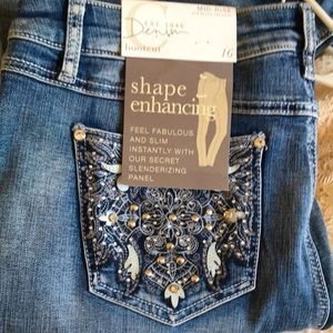 1946 women’s denim jeans Size 16.